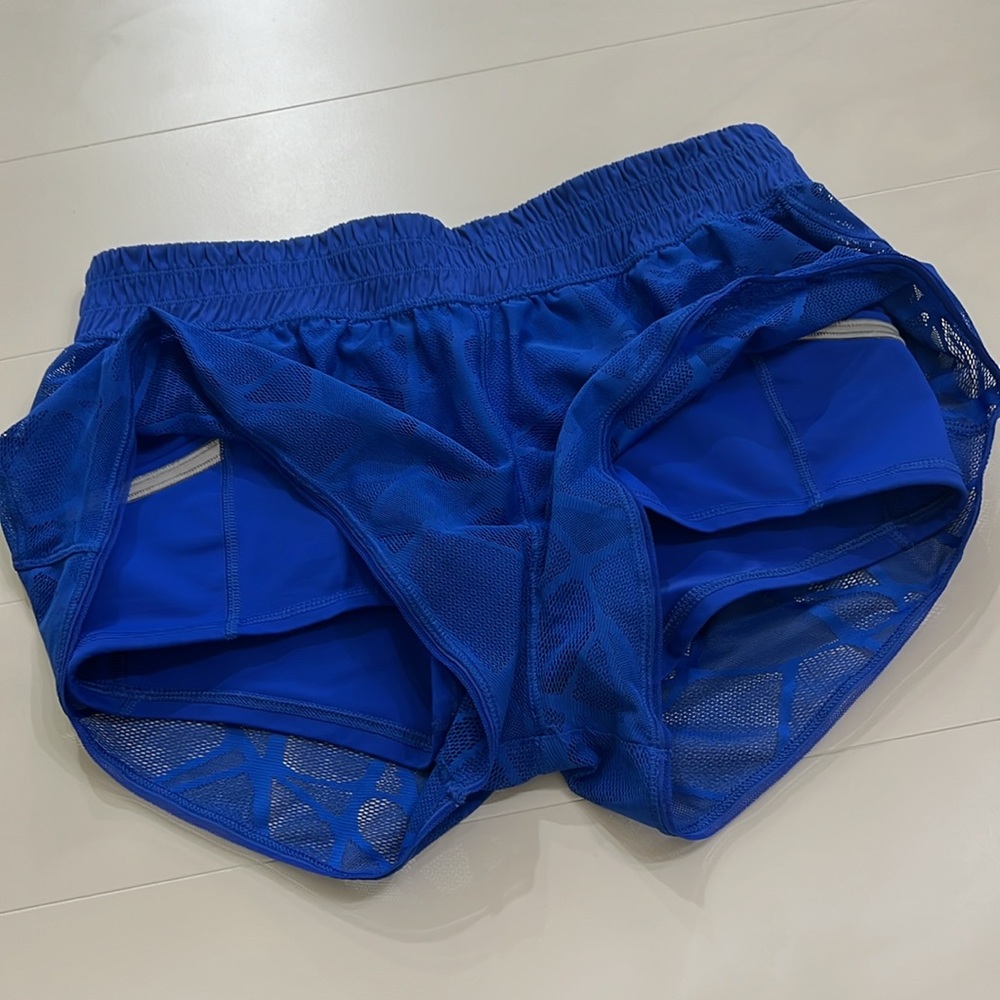 Lululemon shorts - Picture 4 of 12